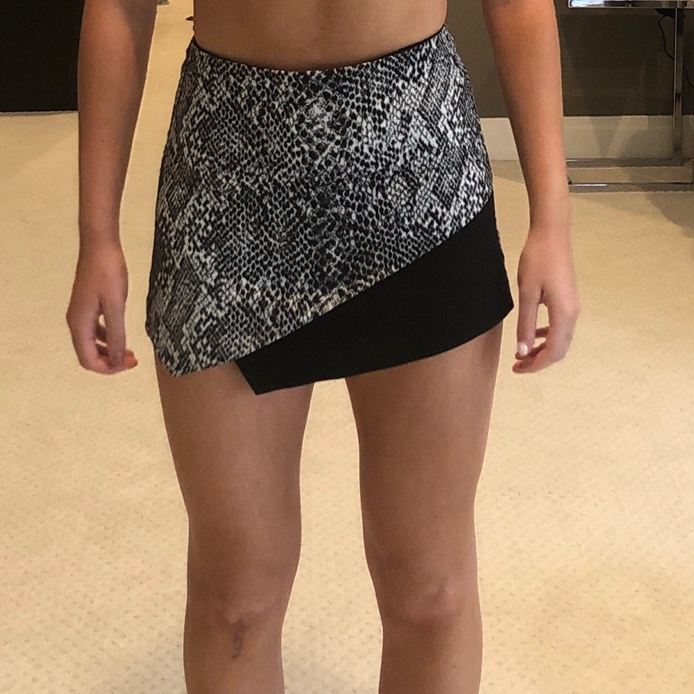 Skort